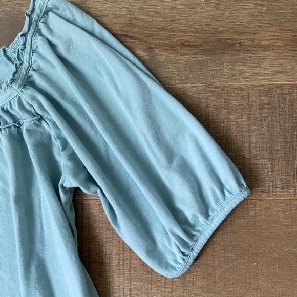 ANN TAYLOR LOFT SHORT SLEEVE TOP. SIZE LARGE - Picture 2 of 5